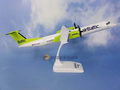 Air Baltic / Dash 8-400 / 1:100  |BOMBARDIER|Dash 8-400