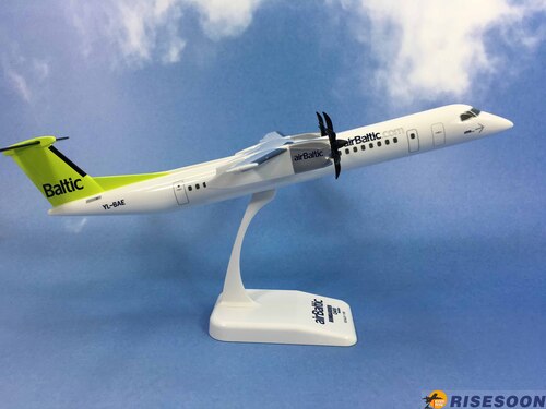 Air Baltic / Dash 8-400 / 1:100  |BOMBARDIER|Dash 8-400